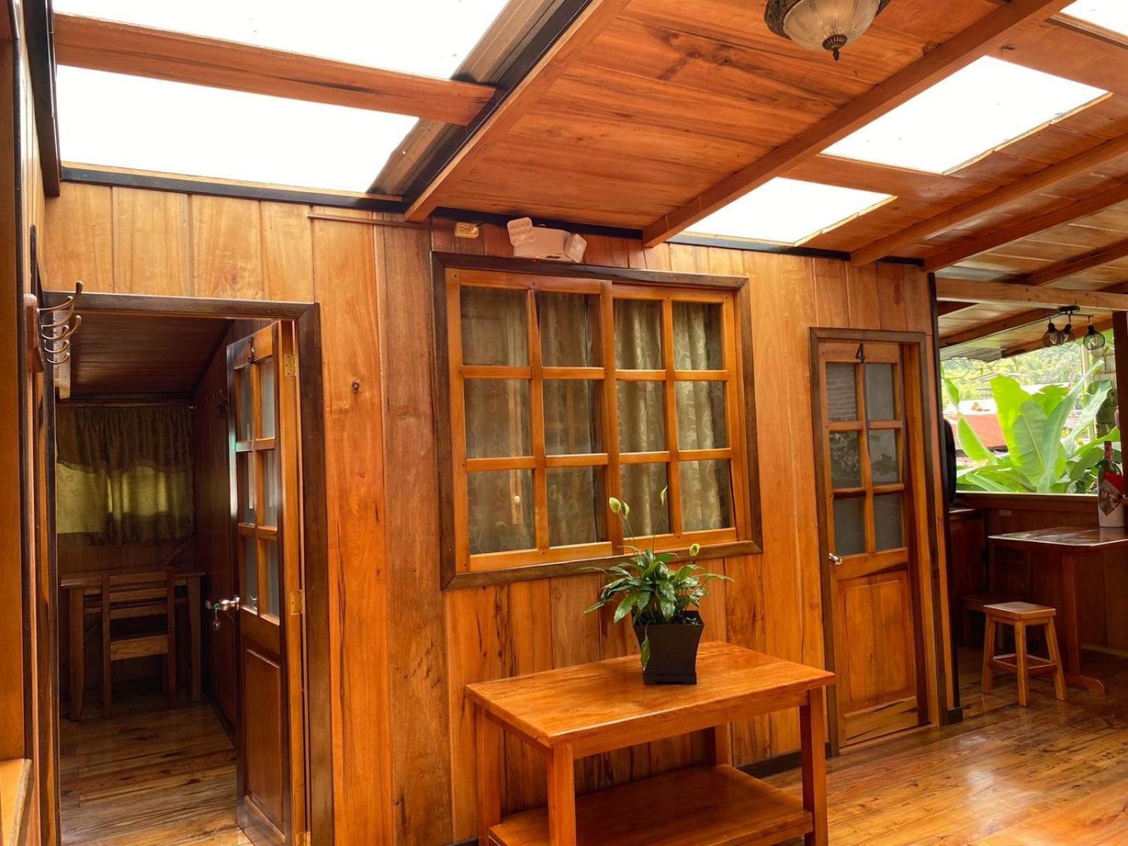 Guayabo Hostal Mindo Exterior foto